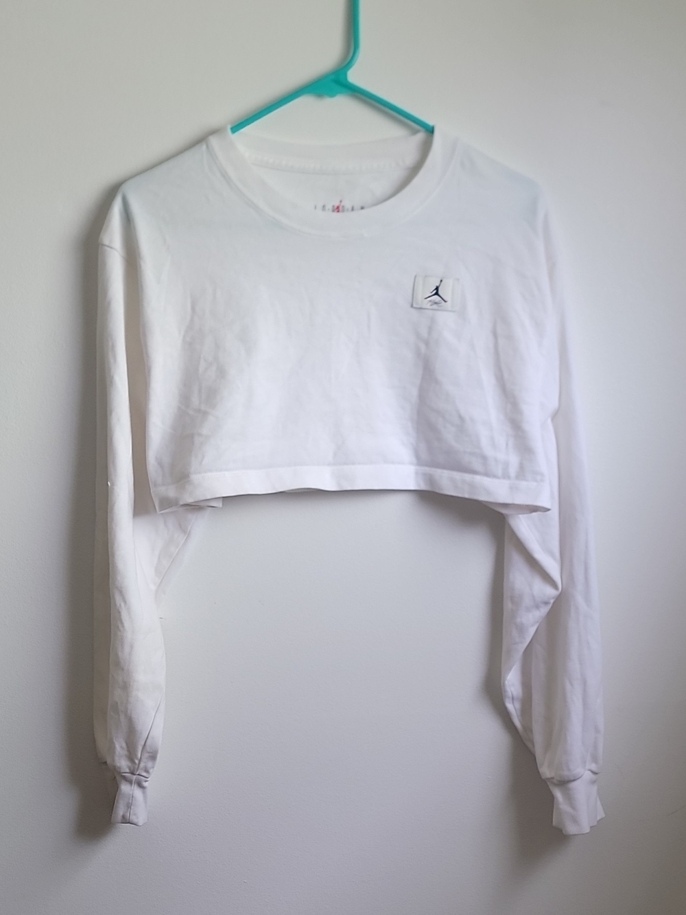 Jordan White Cropped Long-Sleeve Top with Jumpman Patch